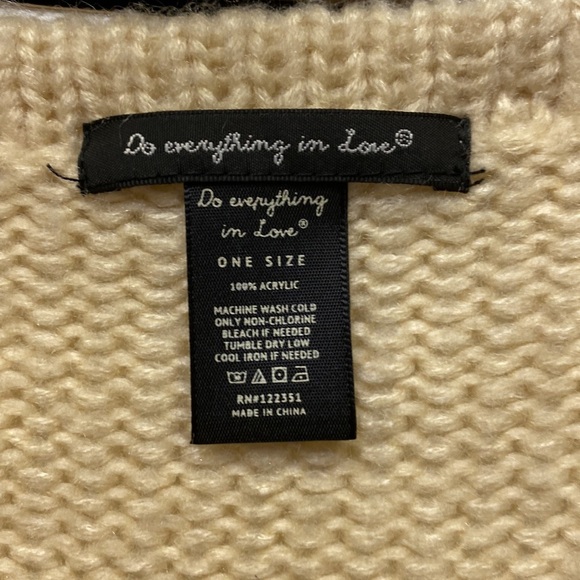 Do Everything In Love Scarf Sweater Wrap Tassels - Picture 6 of 7